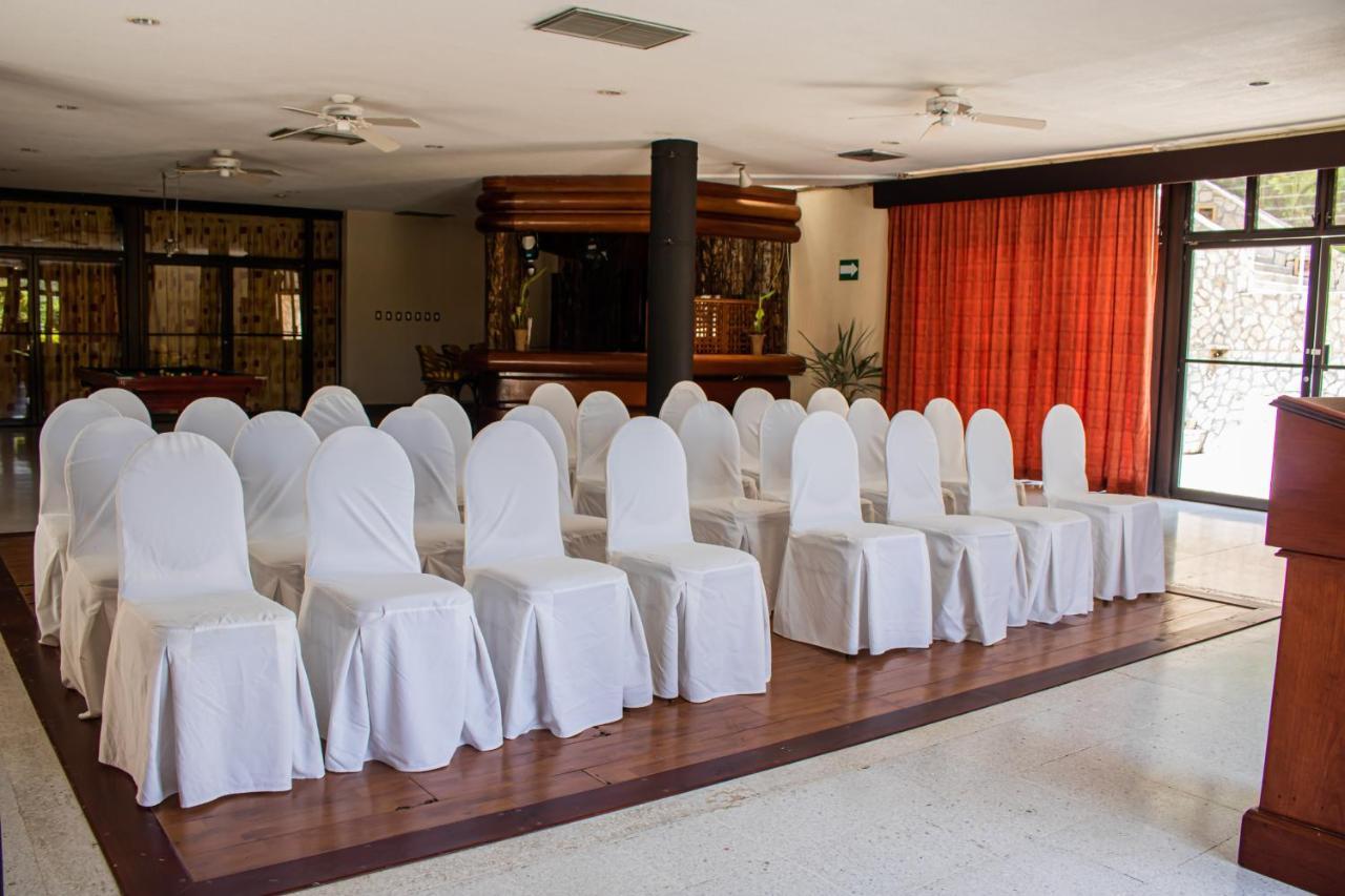 Camino Real Tikal‎ Hotel El Remate Kültér fotó