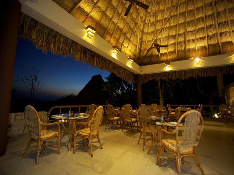 Camino Real Tikal‎ Hotel El Remate Kültér fotó