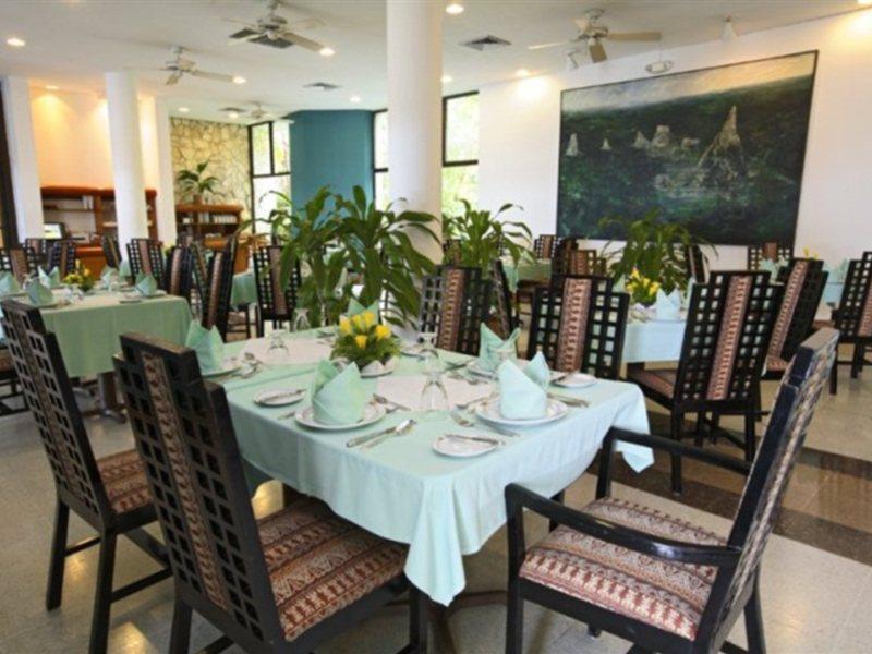 Camino Real Tikal‎ Hotel El Remate Kültér fotó