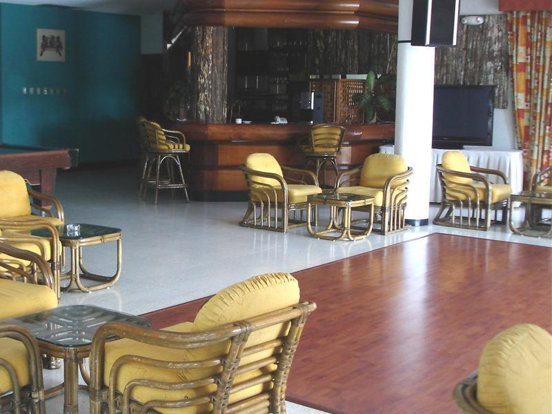 Camino Real Tikal‎ Hotel El Remate Kültér fotó
