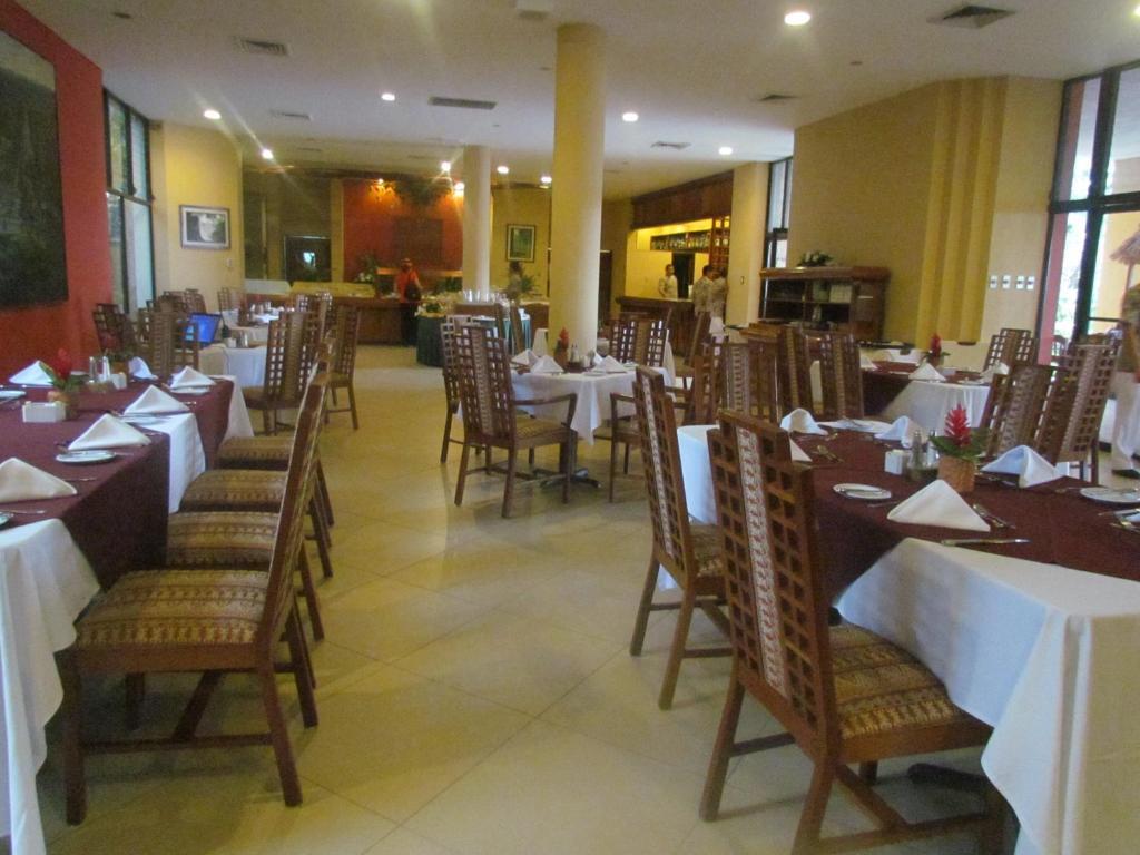 Camino Real Tikal‎ Hotel El Remate Kültér fotó