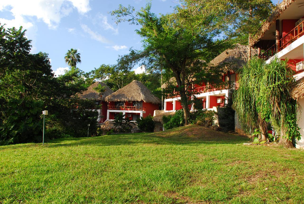 Camino Real Tikal‎ Hotel El Remate Kültér fotó