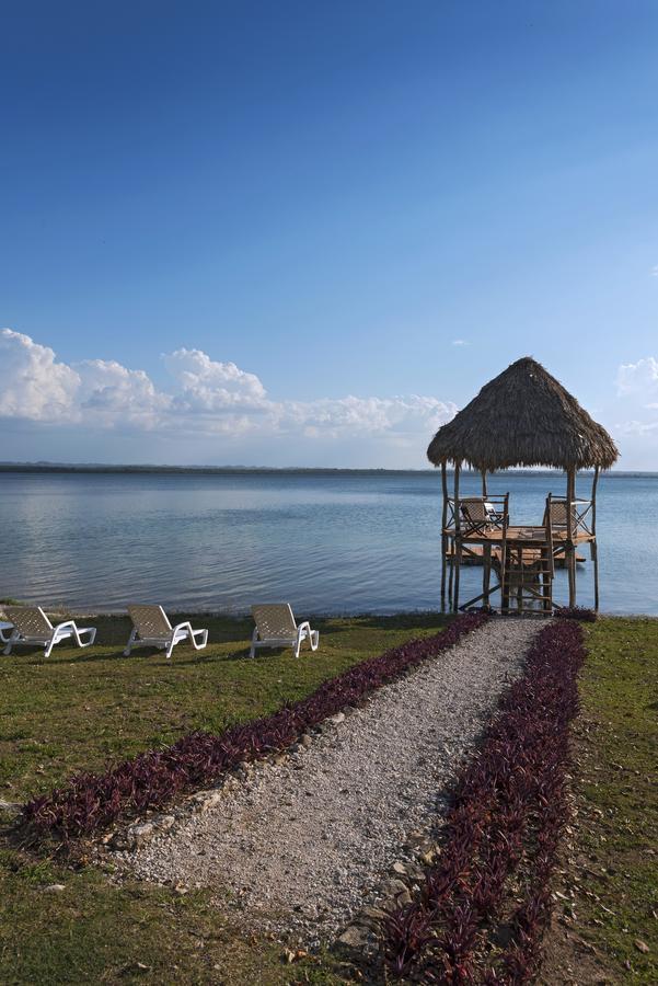 Camino Real Tikal‎ Hotel El Remate Kültér fotó